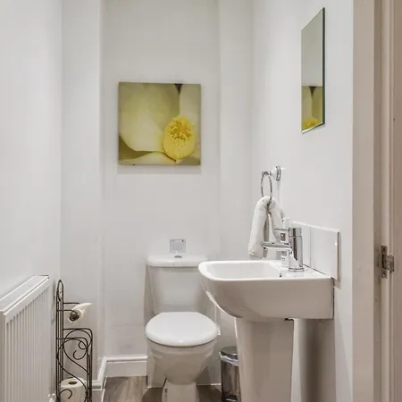 בית נופש Marina View Burton-in-Kendal