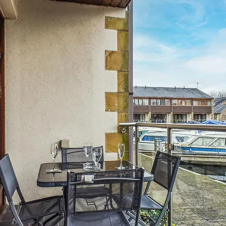 Marina View * Burton-in-Kendal